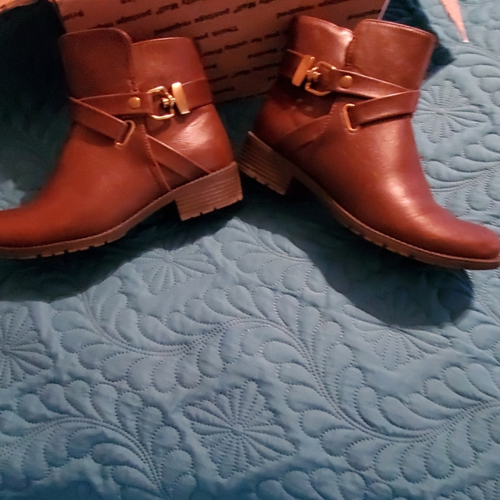 Womens ankle boots